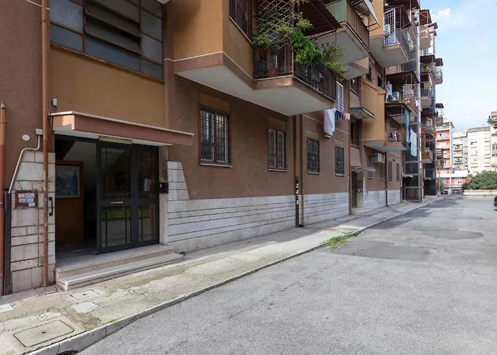 Casa Lucio Sestio Metro A Roma